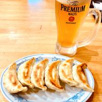 餃子と生ビール@ ぎょうざの満洲　東明館